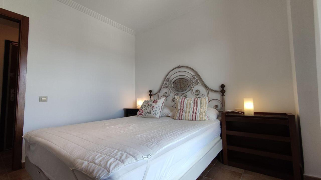 Apartamento Los Pelicanos Ісла-Канела Екстер'єр фото